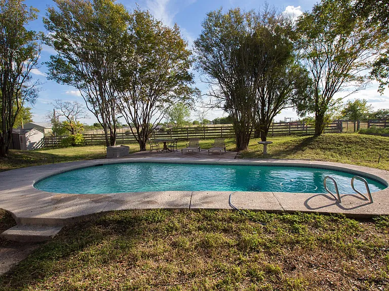 3517 Gattis School Rd — Photo 13