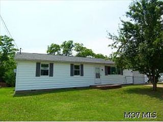 1st image of 882 Pine Cir