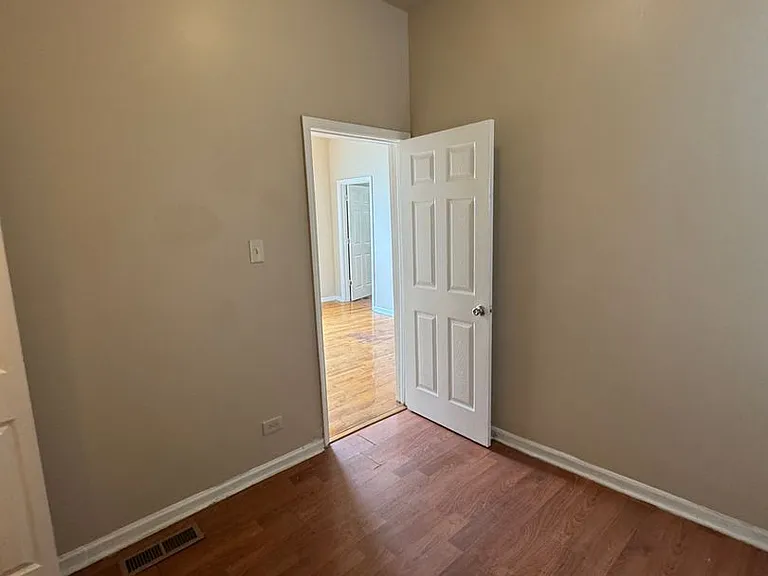 5932 S Morgan St — Photo 20
