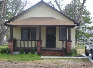 809 Roanoke Ave, Elizabeth City, NC 27909