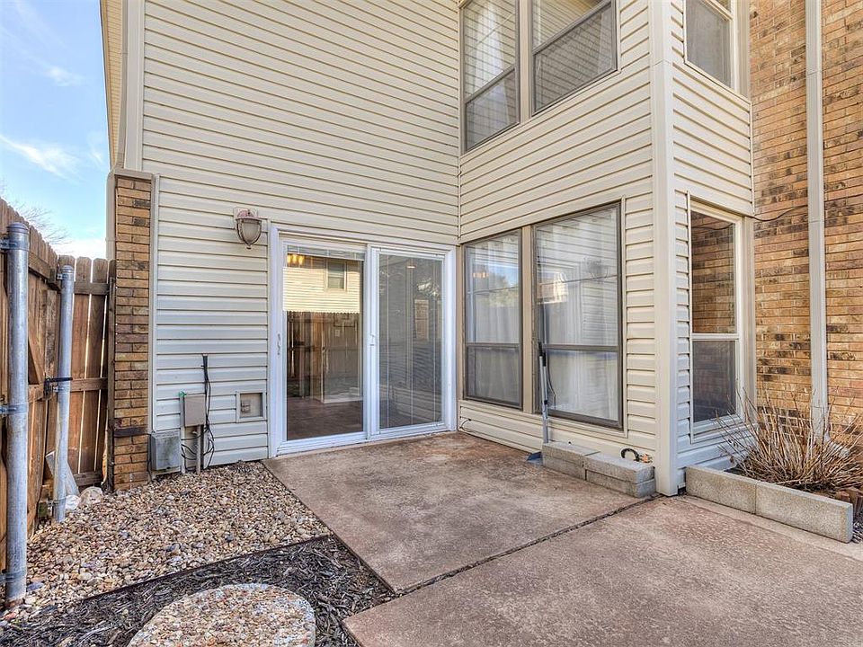 1st image of 11352 Benttree Cir