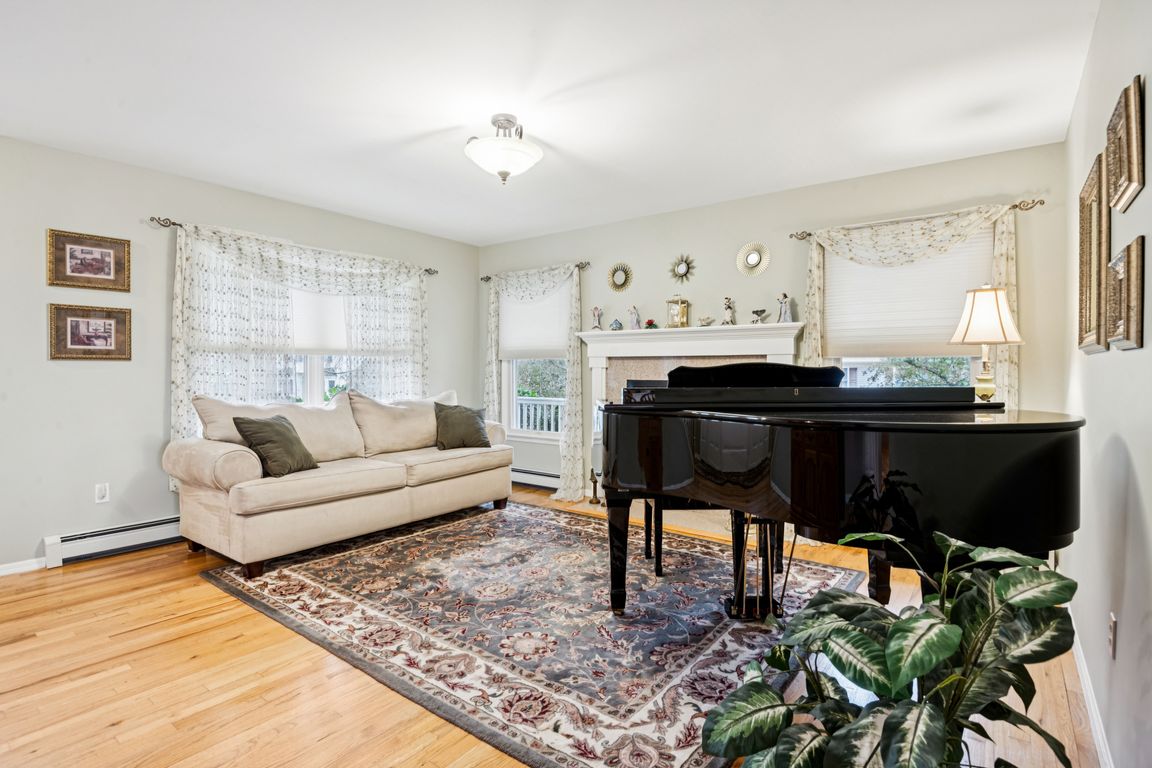 next background image