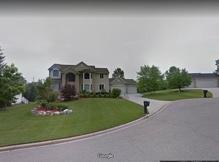 6072 Stonehenge Ct SW, Grandville, MI 49418