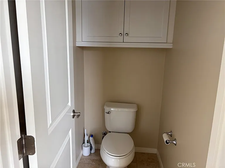 66 Somerton — Photo 25