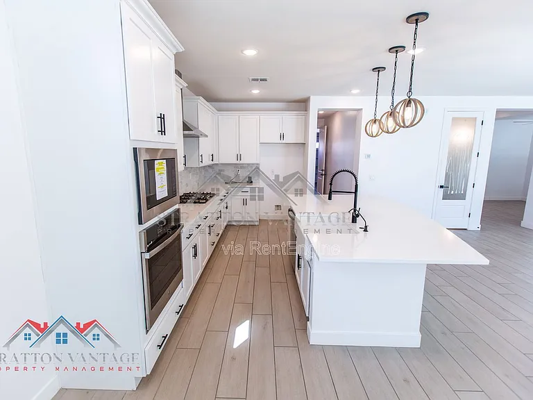 15075 W McKinley St — Photo 21