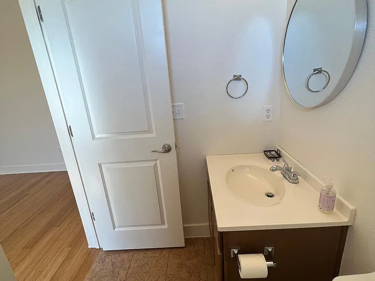13420 Lyndhurst St #602 — Photo 26