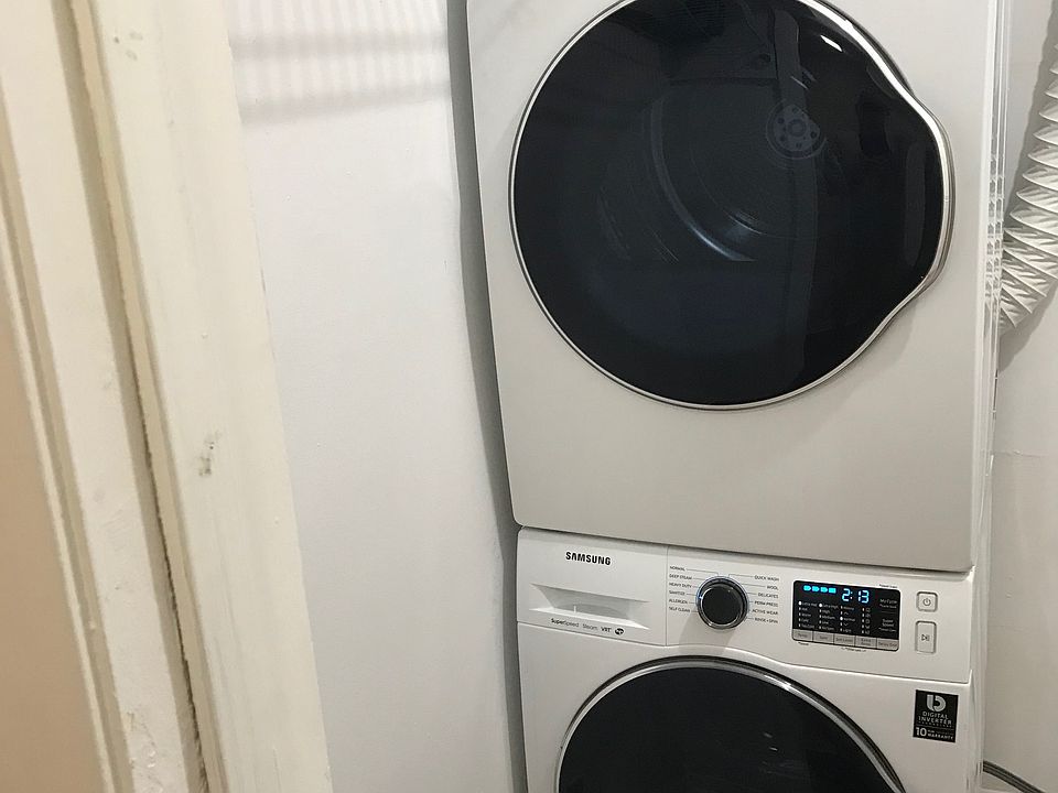 1st image of 2822 Briarhurst Dr APT 61