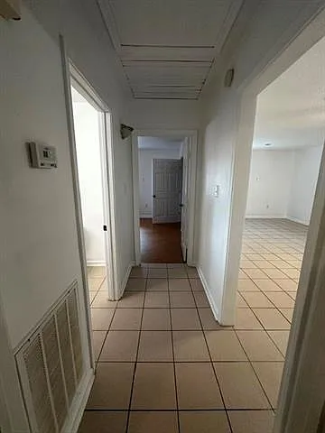 261 Hollywood Dr #C — Photo 13