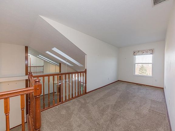 5th image of 7241 Brookmeadow Dr