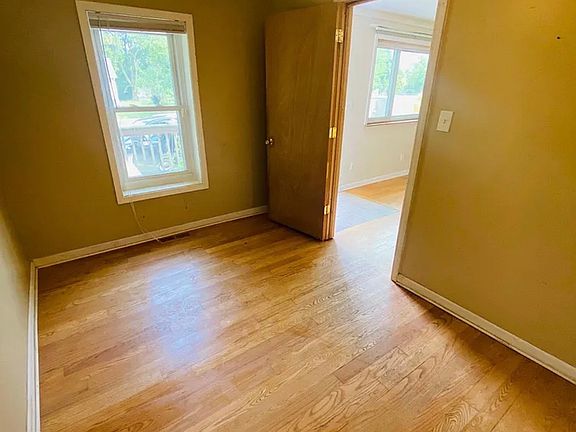 5th image of 2070 McGregor Rd #1