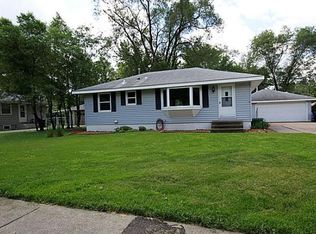 462 113th Ave NW, Coon Rapids, MN 55448