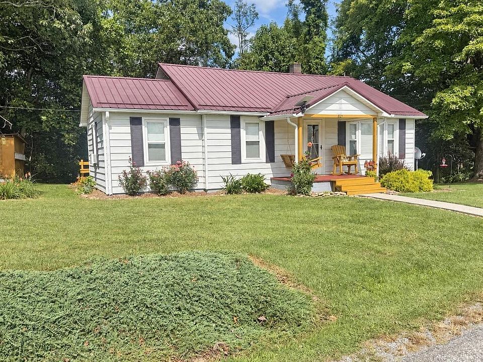 1st image of 821 Byllesby Rd