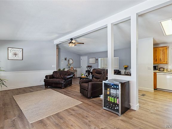 5th image of 8106 Evergreen Drive