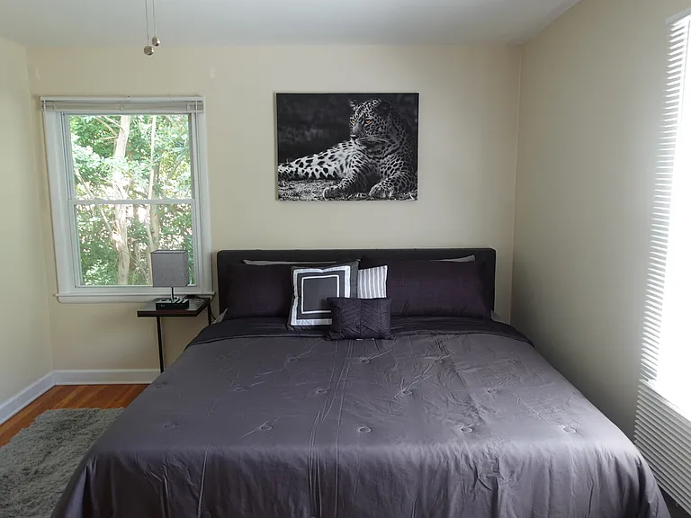 1887 Balmoral Rd SE — Photo 28