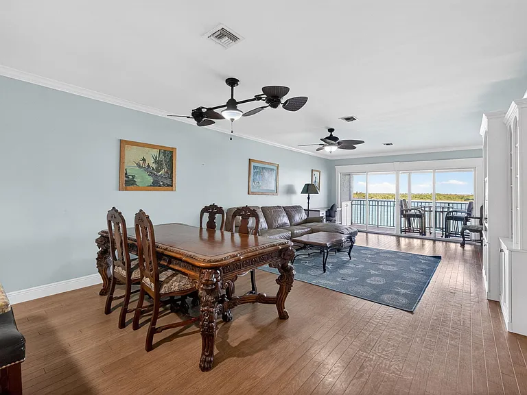 1630 Seaway Dr #304 — Photo 11