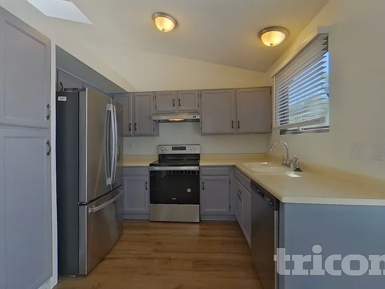 6570 Stonehedge Dr — Photo 6