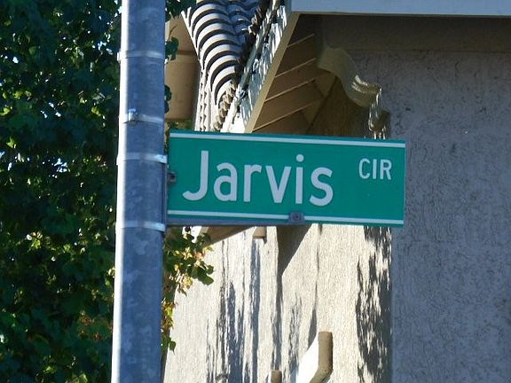 4th image of 70 Jarvis Cir