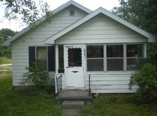 5770 S State Route 61, Winslow, IN 47598