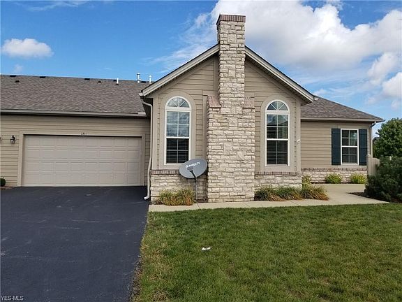 2nd image of 280 Quarry Lakes Dr