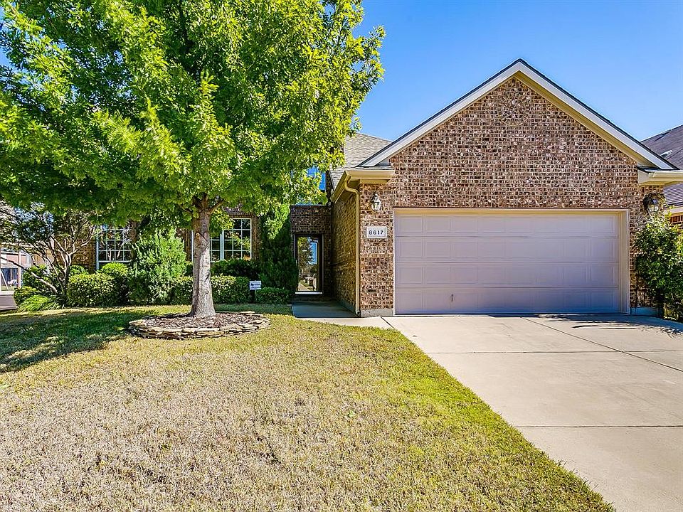 1st image of 8617 Deepwood Ln