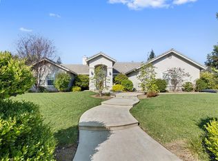 1103 N Comstock St, Visalia, CA 93292