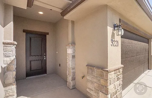 3221 S Relic Ridge Dr Photo 1