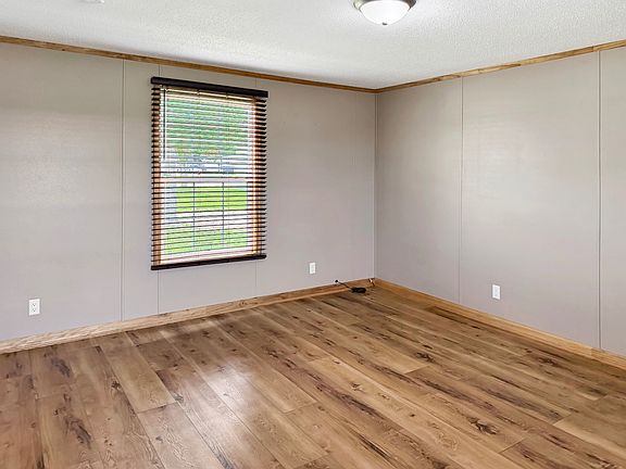 3rd image of 609 N Morton St Lot 105