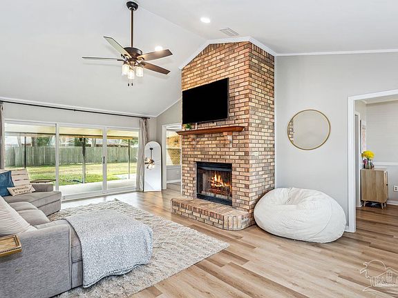 4th image of 8612 Westview Ln