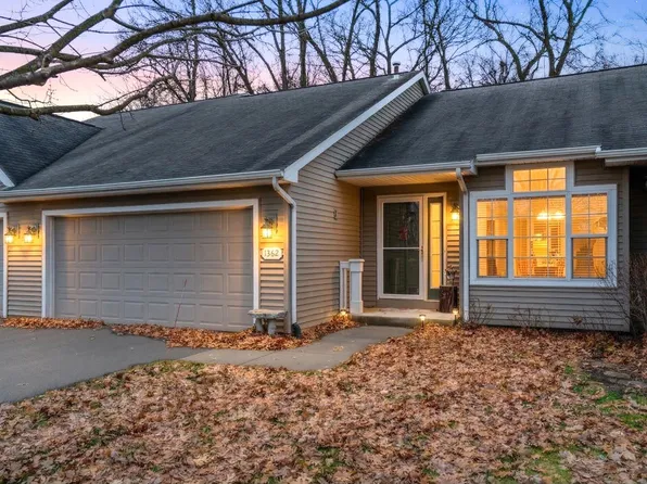 1362 Tanager Ln, Kalamazoo, MI 49009