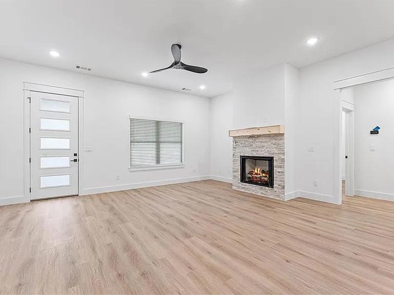 16 Celtic Dr — Photo 6
