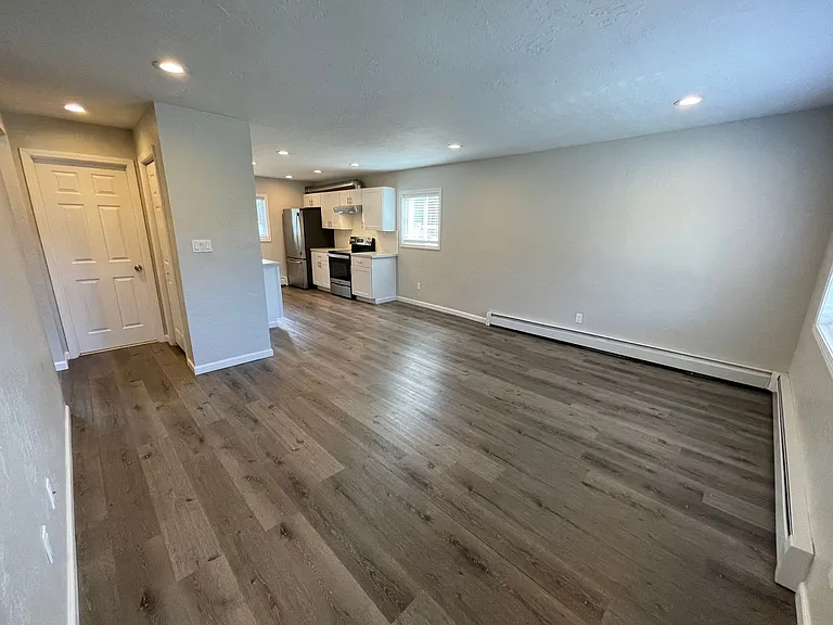 3005 W 30th Ave — Photo 8