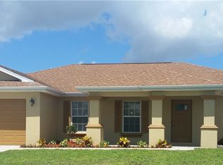 2018 NE 9th Pl, Cape Coral, FL 33909