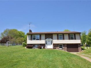 123 Beverly Dr, Jefferson, PA 15344