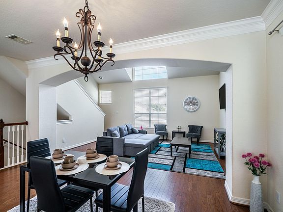 2nd image of 3210 Clearview Cir #0