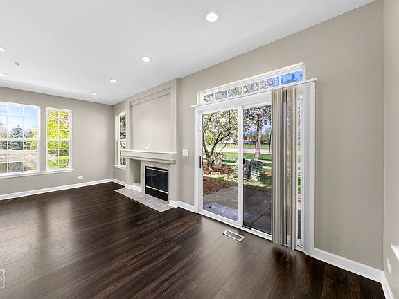 5th image of 2673 N Greenwood Ave