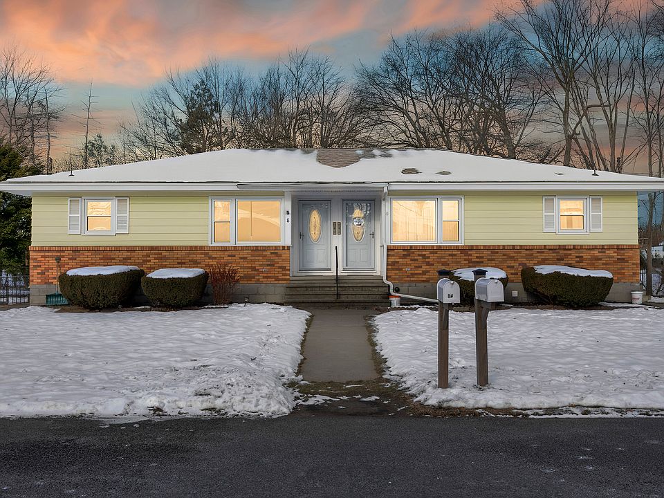 1st image of 8 Warwick Ave #A