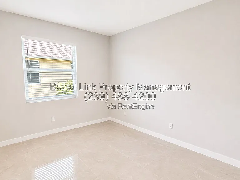 2116 NE 22nd Ave — Photo 29
