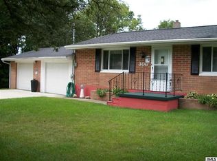 306 Curtis Ave, Jackson, MI 49203