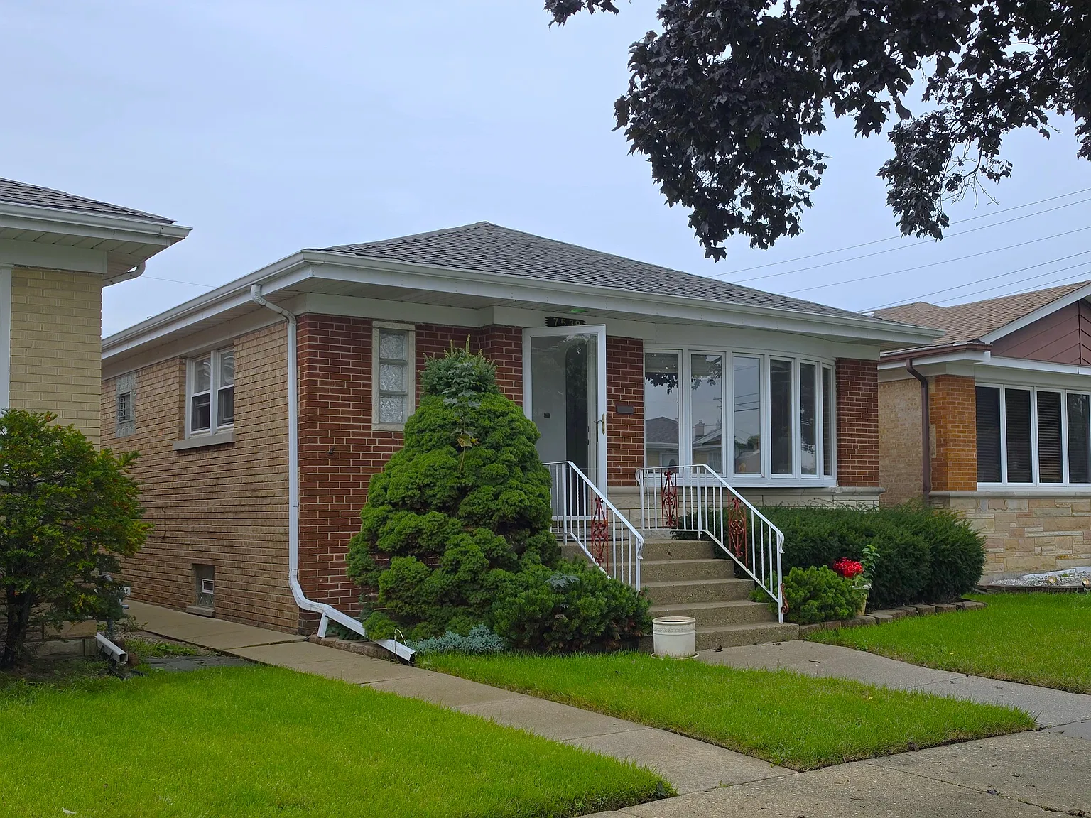 3 bed, 1950 sqft, $2,950 — Photo 2