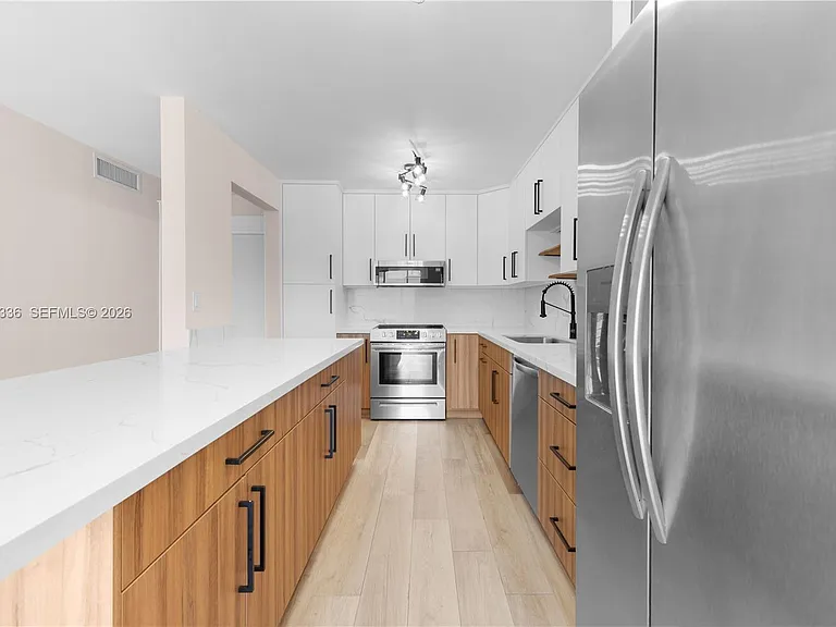 8752 SW 12th St #201 — Photo 9