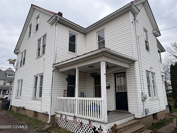 4th image of 227229 Mary Ave
