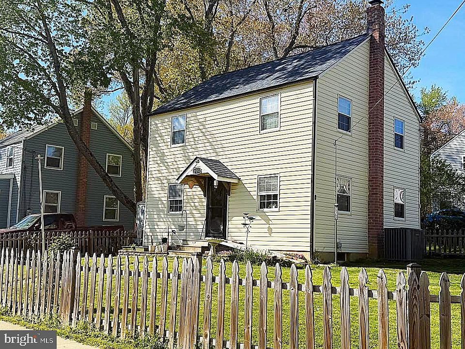 1st image of 21762 N Essex Dr