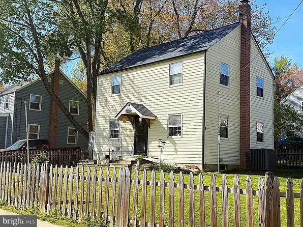 21762 N Essex Dr, Lexington Park, MD 20653