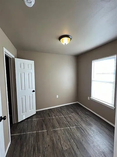 2815 East 2nd Street - 2 — Photo 3