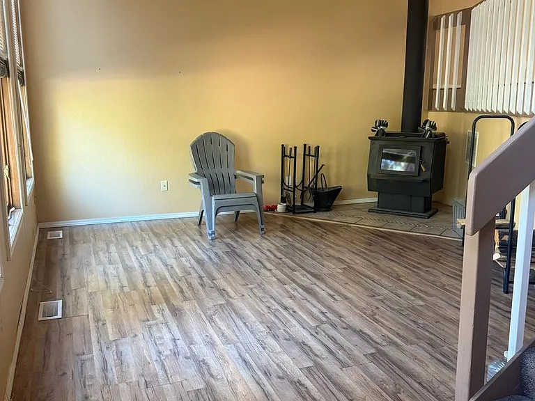 3473 Rosehip Dr — Photo 9