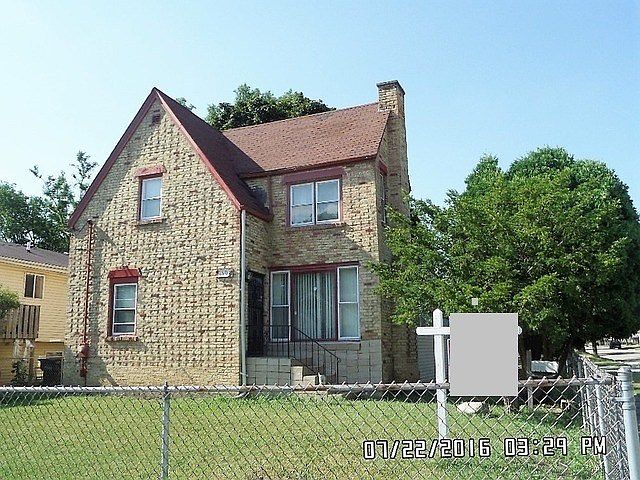 1st image of 1502 Garden Pl