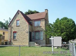 1502 Garden Pl, Waukegan, IL 60085