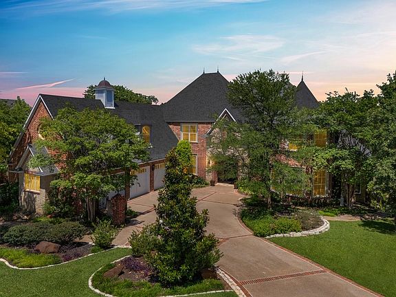 2nd image of 7205 Vanguard Ct