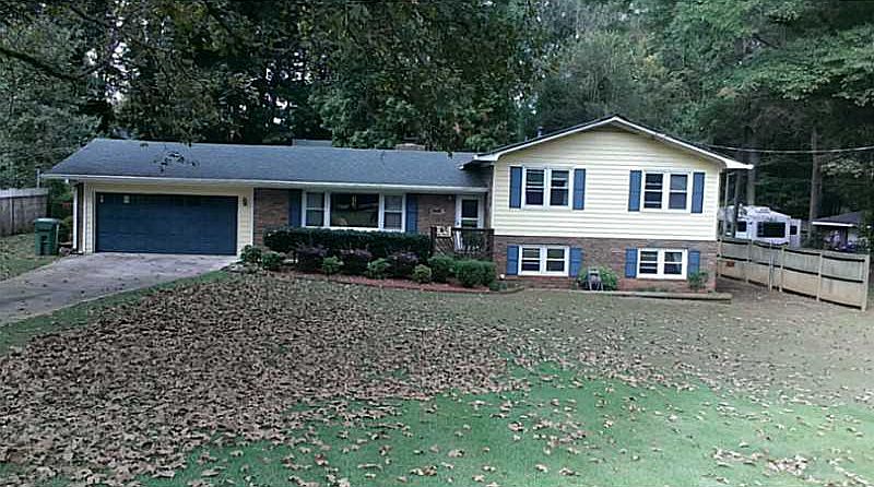 1st image of 259 Parkwood Dr NE