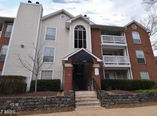 1527 Lincoln Way APT 102B, Mc Lean, VA 22102